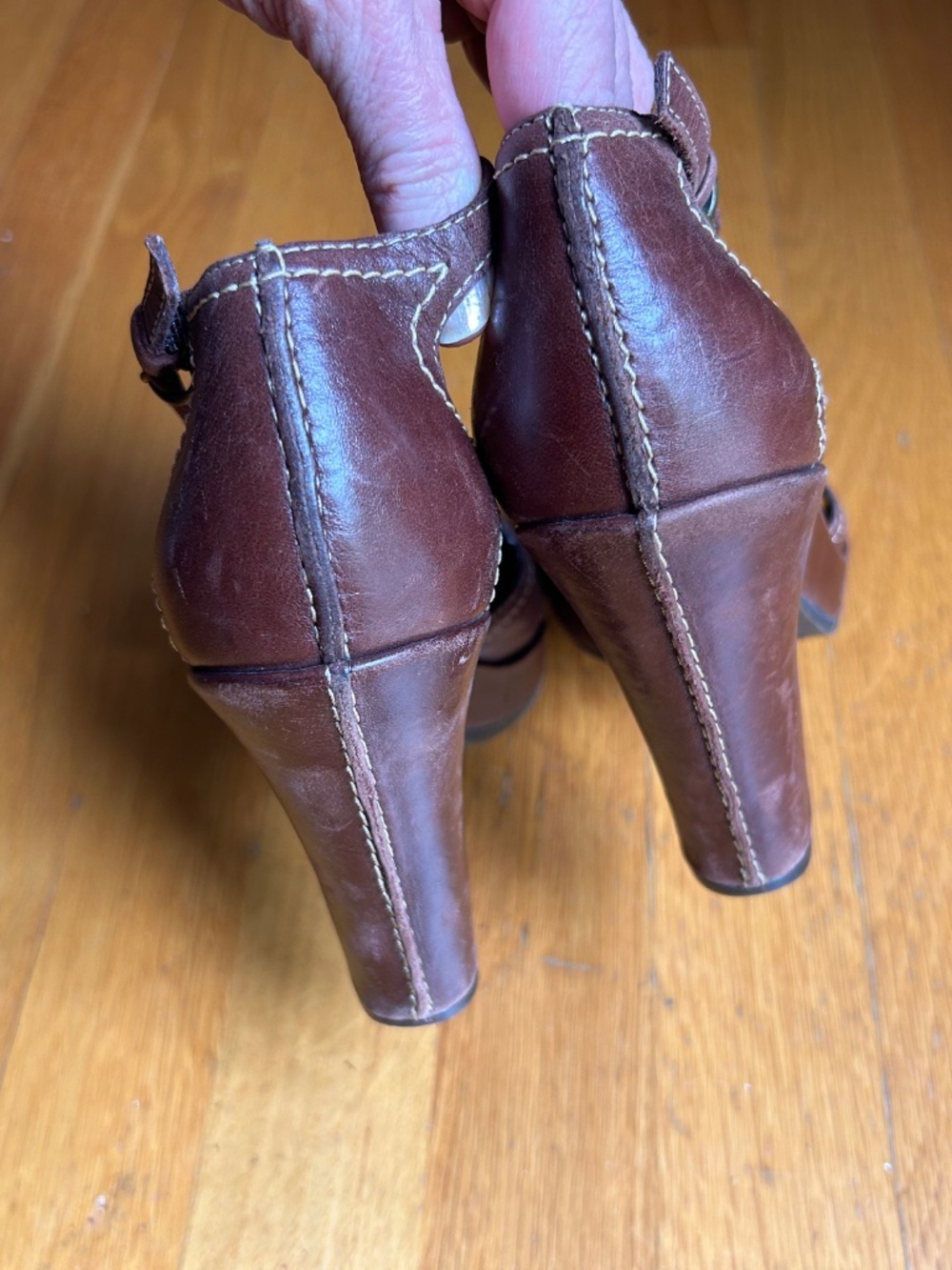 Aerosoles platform sandals 7.5 - Picture 8 of 14